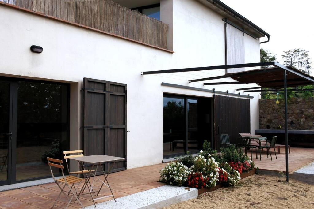 אלייה Designer Home With Pool Near Beach And Village מראה חיצוני תמונה