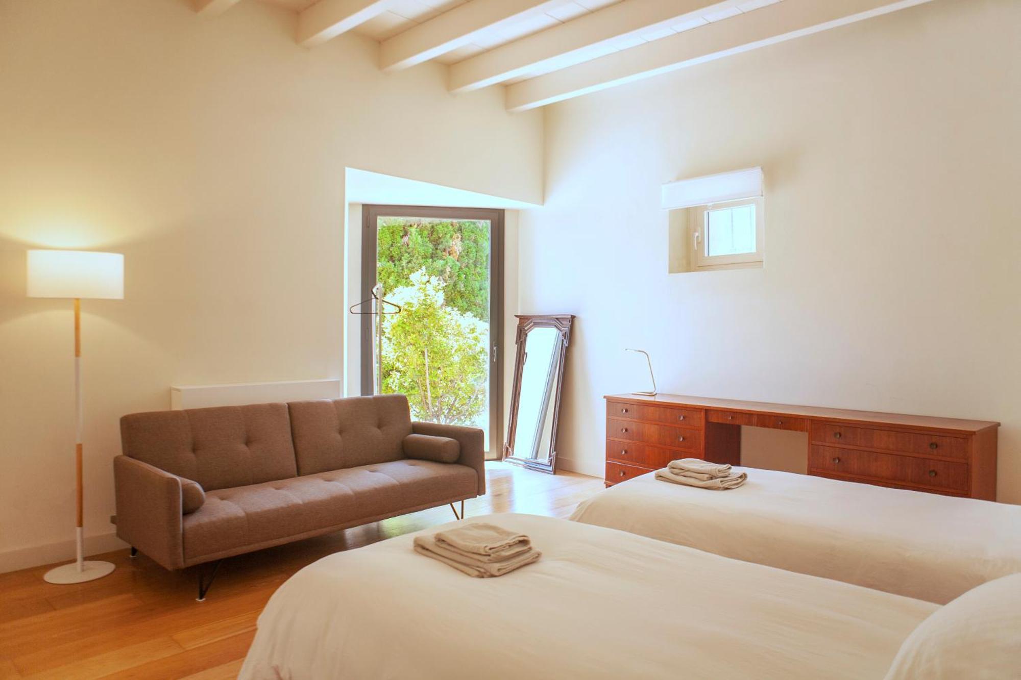 אלייה Designer Home With Pool Near Beach And Village מראה חיצוני תמונה